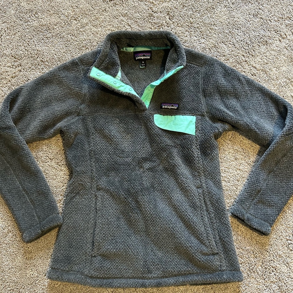 Patagonia Pullover, Size Extra Small - image 1